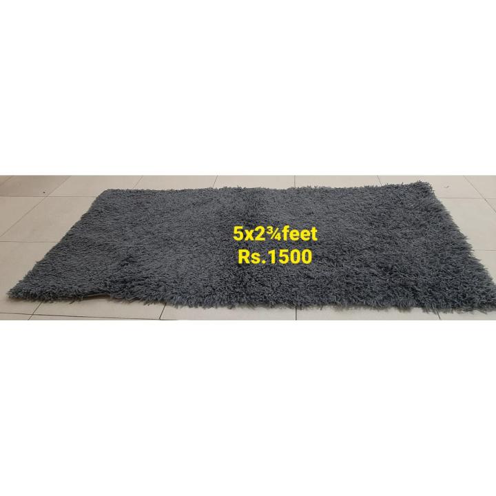 Refurbished Imported Home Décor Carpet/Beautiful Shaggy Center Piece