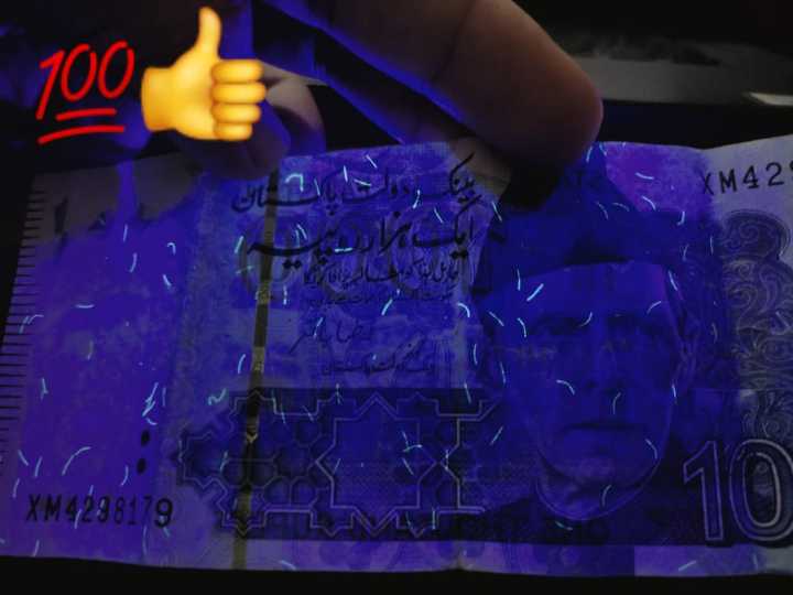 Mini%20USB%20Note%20Checking%20UV%20Light%20Tells%20The%20Fakeness%20Of%20Note%20%7C%20Best%20For%20Shopkeepers%20-%20Image%205