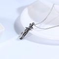 Hug Necklace for Couples - New Exquisite Hugging Couple Necklace Pendant for Men and Women. 