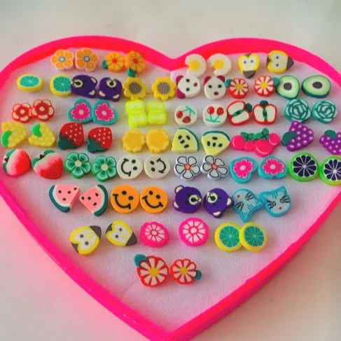 Pairs%20of%20any%20six%20(6)%20multicolour%20Earrings%20for%20girls%20/%20topes%20studes%20for%20women%20and%20ladies%20-%20Image%202