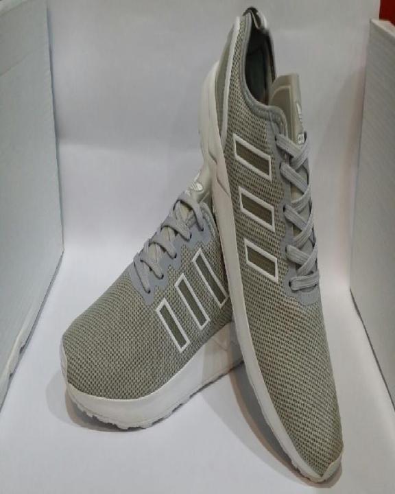 Stylish%20Lifestyle%20Rubber%20Sneakers%20for%20men%20-%20Image%204