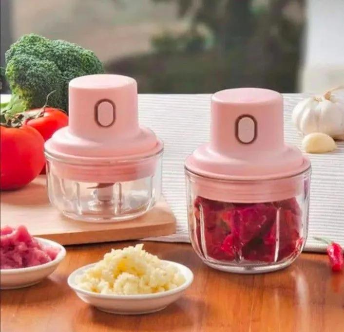 Electric%20Mini%20Food%20Chopper%20250ml%20with%20Three%20Ultra%20Sharp%20Blades%20USB%20Rechargeable%20Wireless%20Speedy%20Food%20Processor%20Meat,%20Ginger,%20Spices,%20Garlic%20Portable%20Mini%20Chopper%20Machine%20Multipurpose%20-%20Ramadan%20Essentials%20-%20Ramadan%20Offer%20-%20Image%207
