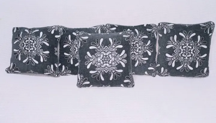 Experience%20Luxury%20Comfort%20with%20Our%20Premium%205-Piece%20Jacquard%20Velvet%20Cushion%20Cover%20Set%20-%20Image%206