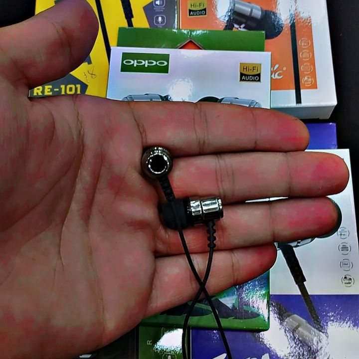 Oppo%20OP-101%20Original%20Earphones%20available%20in%20all%20models%20:%20realme,%20JBL,%20Oppo,%20Oraimo,%20and%20Samsung%20%20comfortable%20while%20using%20-%20Image%202