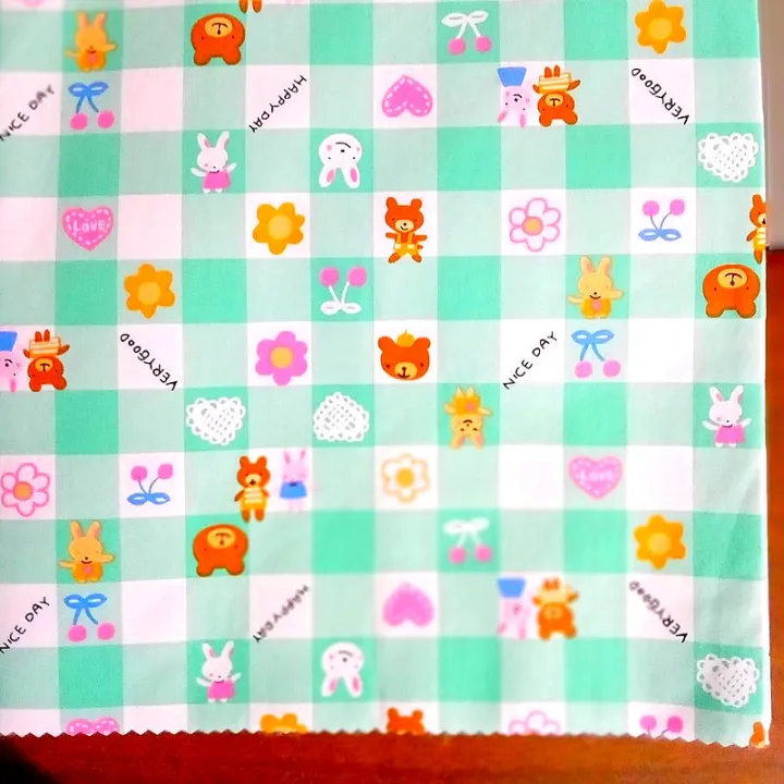 Baby%20Bed%20Protector%20Waterproof%20Plastic%20Sheet%20-%20Image%205