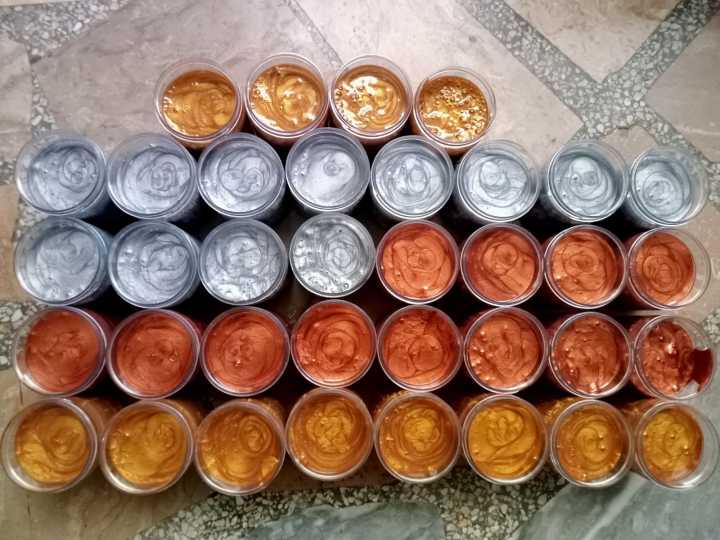 Royal%20Collection%20Pigments%20-%20Edge%20Paint%20Light%20Golden%20-%20Metallic%20Waterproof%20Permanent%20Edge%20Paint%20-%20Metallic%20High%20Pigmented%20Edge%20Paints%20-%20Epoxy%20Resin%20Supplies%20Craft%20-%20Image%208