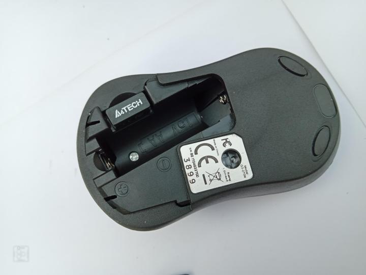 A4Tech%20Wireless%20Mouse%20-%20Image%204