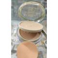 2 In 1- Face Powder Compact Kit. 