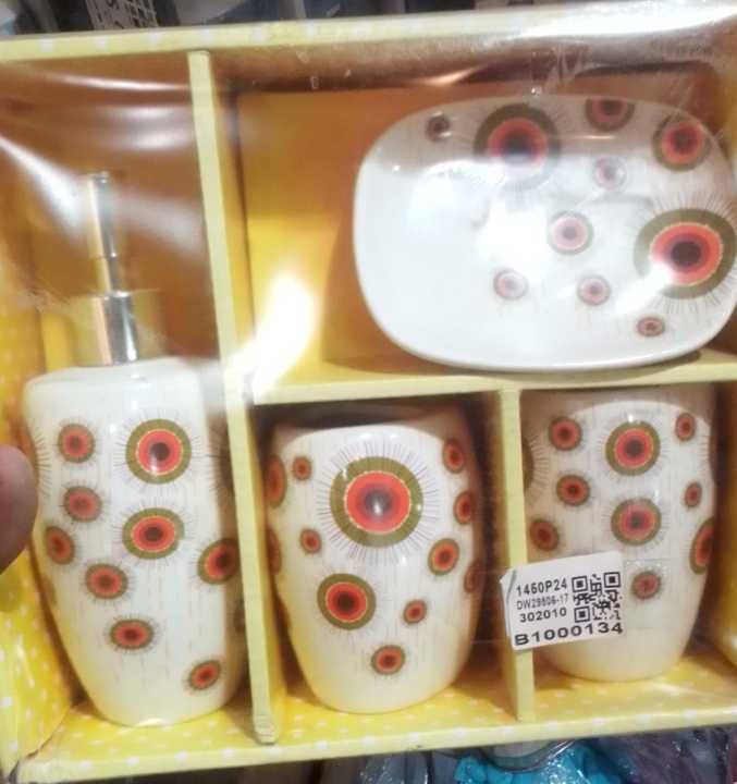 4 Pieces Bathroom Set