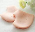 Face Value Silicone Gel Heel Crack Protectors - Set Of 2- Moisturizing And Foot Pain Relief Socks - Skin Color. 