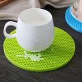 Silicone Heat Mat high quality for Hot Pots and Dishes - Silicone Heat-Proof Mat Anti-Slip Pot Holder and silicon pot trivet mats, Multi-Purpose Hot Pads Heat Resistant To 450 F, Non-Slip, Insulation, Durable, Flexible, Dishwasher Safe. 
