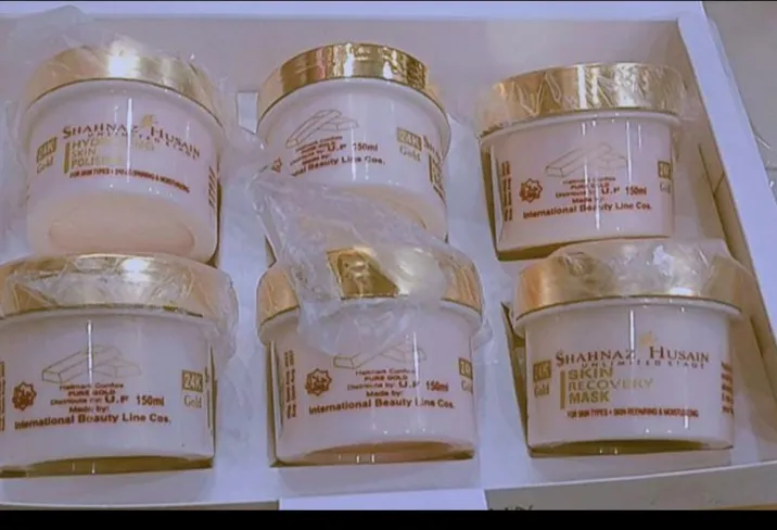 Shahnaz%20Husain%20Unlimited%2024k%20Gold%20Facial%20Kit%20Radiance%20-%20Image%202