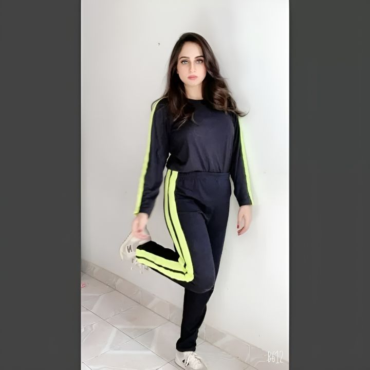 Tracksuit for girls-Black plain tracksuit-Best for cute girls-Brand Nomi Style Wipe