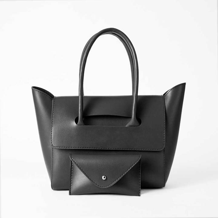 Classic%20Brown%20Leather%20Tote%20Bag%20-%20Image%207