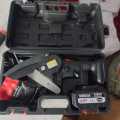 6" Cordless Rechargeable Electric  Chainsaw Wood Mini Cutter 550W One-Hand Saw Woodworking WITH Box. 