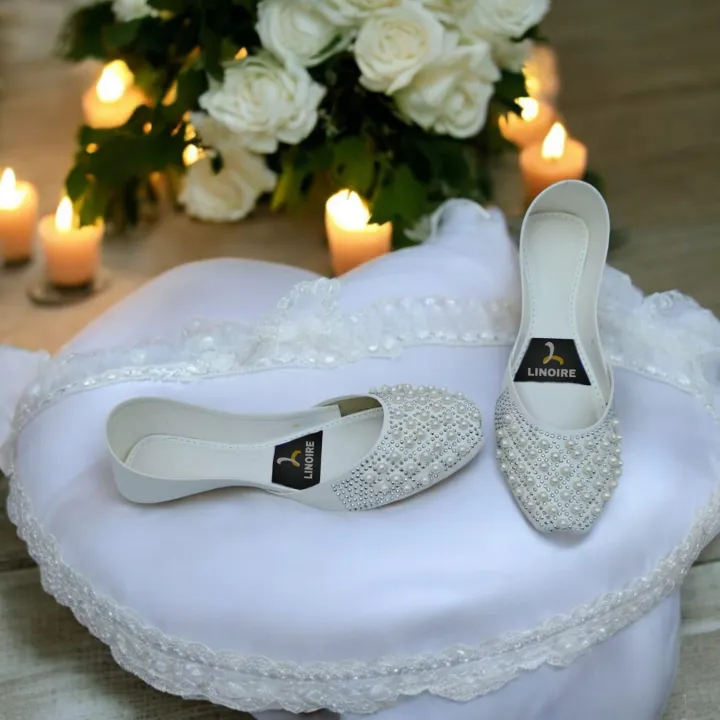khussa%20Handcrafted%20Jutti%20with%20Embellishments%20Beaded%20Jutti%20for%20Every%20Occasion%20Embroidered%20Jutti%20for%20the%20Stylish%20Woman%20-%20Image%203