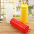(Pack of 2 ) Portable 3 Nozzles Squeeze Sauce Bottle Condiment Dispenser Condiment Squeeze Bottles Reusable Container Storage Tank Ketchup Oils (400ml). 
