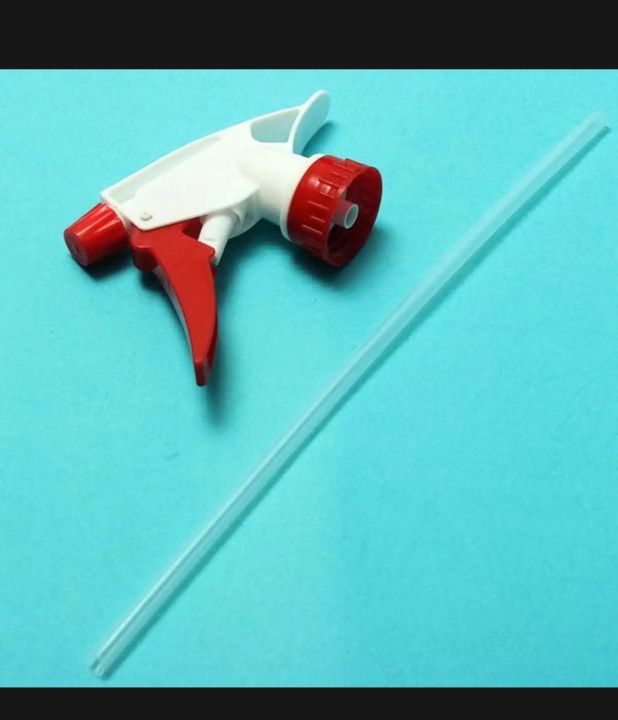 4%20PEICES%20Shower%20head%20--%20Spray%20bottel%20head%20-%20universal%20size%20-%20Spray%20bottel%20cap-%20-%20Image%202