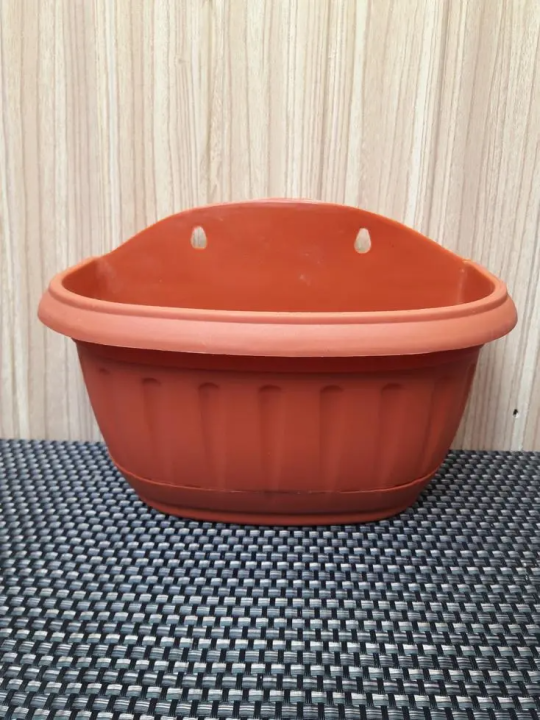 Set of 1 Red Imported Wall Basket Hanging Pot Flower pots Succulent Plants