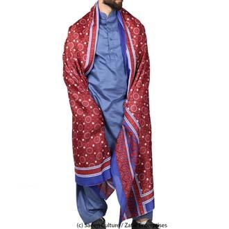 Traditional%20Sindhi%20Ajrak%20for%20Men,%20Women%20-%20Image%204