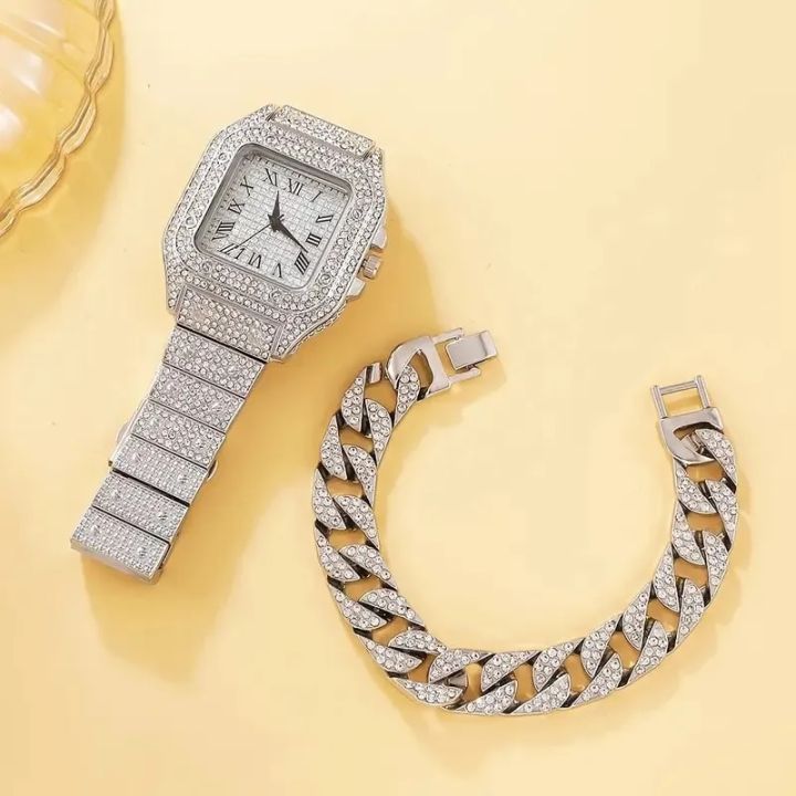 LooKeo%20Mall%20Diamond%20Encrusted%20Women's%20Bracelet%20Watch%20and%20Gold%20Wrist%20Watch%20Set%20-%20Luxury%20and%20Glamorous%20-%20Image%204
