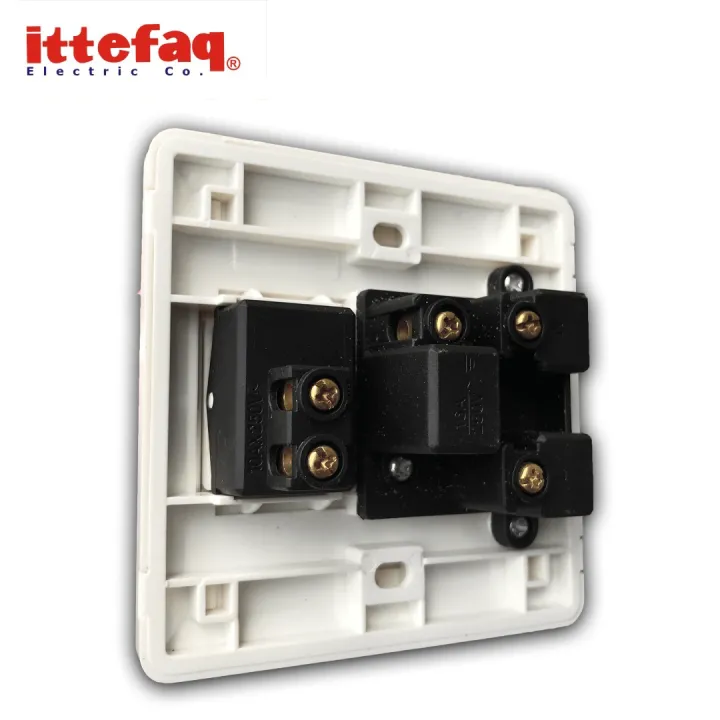 Ittefaq%2015A%20power%20plug%203%20Pin%20Plug%20Socket,%20Power%20Multi%20Socket%20Plug%20Bakelite%20Material%2015%20Amp%20High%20Quality%20-%20Image%202