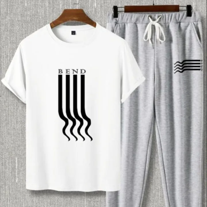 Summer%20Tracksuit%20for%20men%20with%20New%20Luxury%20Design%20-%20Image%203