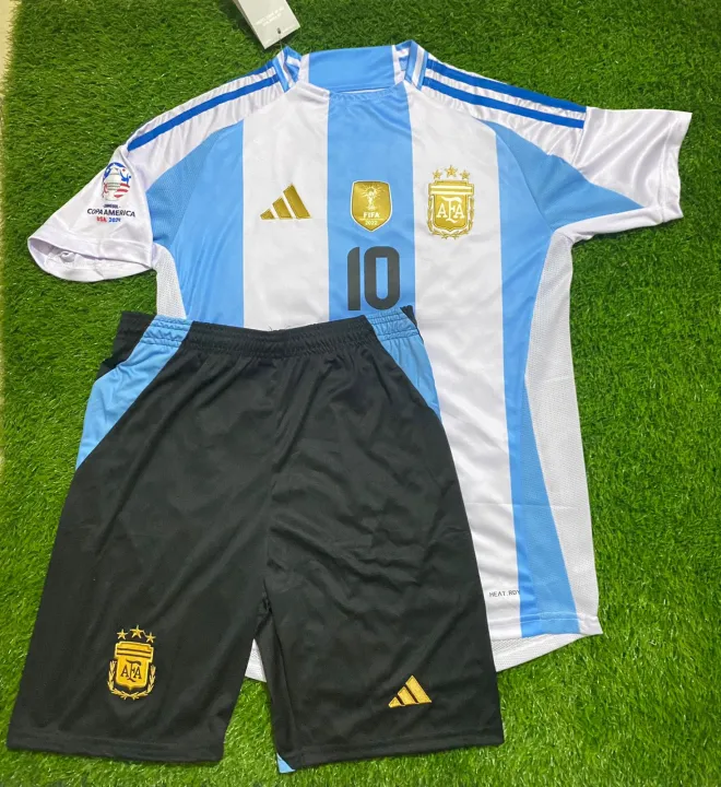 Argentina%20home%20kit%20Copa%20America%202024%20Football%20kits%20football%20kit%20Football%20shirt%20Messi%20shirt%20Argentina%20football%20shirt%20-%20Image%202