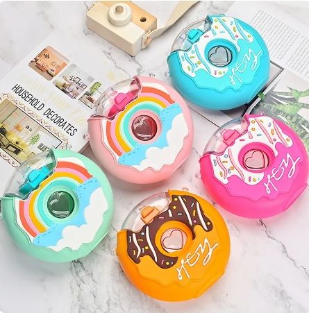 Donut%20Shape%20Water%20Bottle%20-%20Silicone%20Drinking%20Bottle%20-%20%20Quench%20Thirst%20with%20Style%20%20donuts%20-%20Image%203