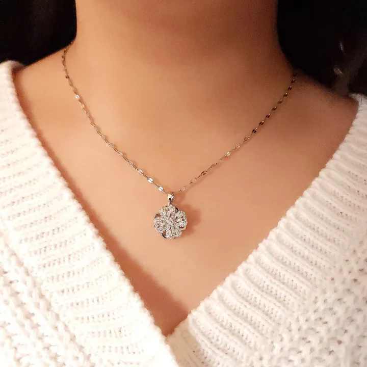 Spinning%20Clover%20Necklace,Stress%20Relief%20Jewelry%20Mother%20Day%20Gift,%20Gift%20For%20Lover,%20Four%20Leaf%20Clover%20Heart%20Necklace,%20Spinning%20Anxiety%20Relief%20-%20Image%208