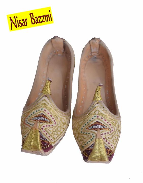 Traditional%20Khussa%20For%20Men%20-%20Image%204