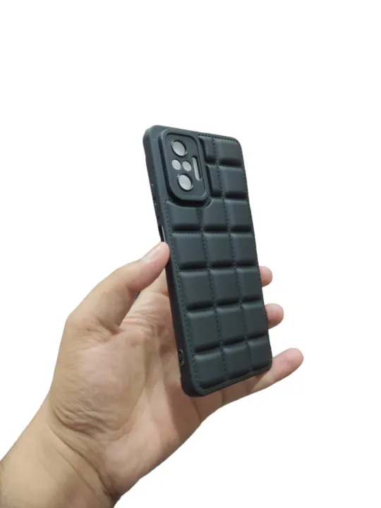 Redmi%20Note%2010%20Pro%204G%20Soft%20Puffer%20TPU%20Case%20with%20Camera%20Protection%20Stylish%20Box%20Design%20Back%20Cover%20-%20Image%205