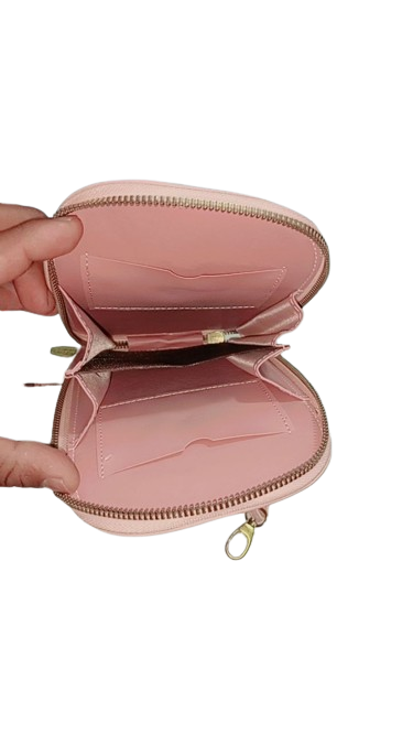 Forever%20Young%20Multifunctional%20Crossbody%20and%20Shoulder%20Bag%20For%20Women%20-%20Image%204