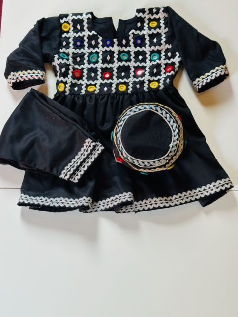 Baby%20girls%20Sindhi/pathani/balochi%20dresses%20-%20Image%2010
