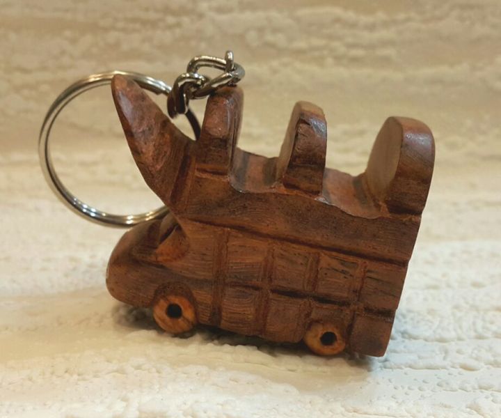 Handcrafted%20Pakistani%20Cultural%20Key%20Chains........Set%20of%205......Special%20Introductory%20Price%20!!!!!!!!!%20-%20Image%209