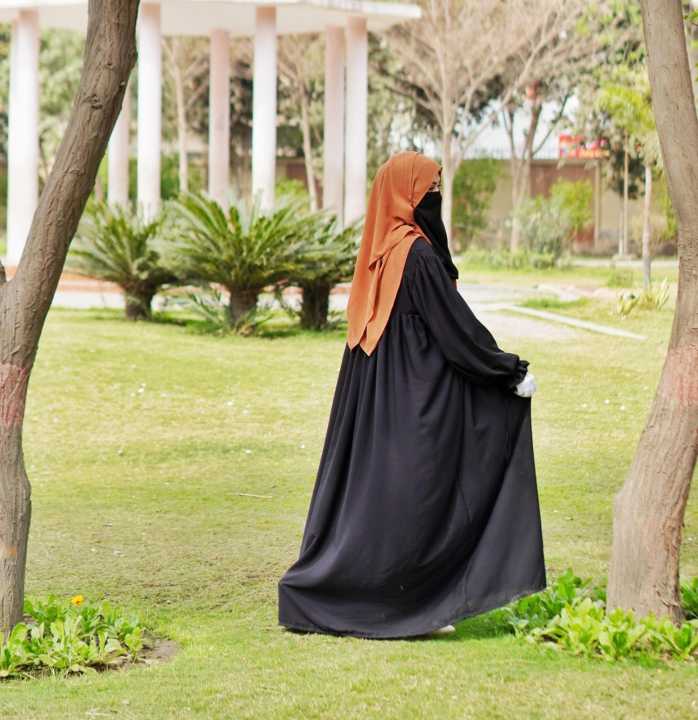Black%20Georgette%20Abaya%20for%20Girls%20women%20Modest%20Abaya%20Islamic%20Dress%20Elegant%20Abaya%20Fashion%20Traditional%20Abaya%20Women's%20Abaya%20Black%20Abaya%20Designer%20Abaya%20-%20Image%207