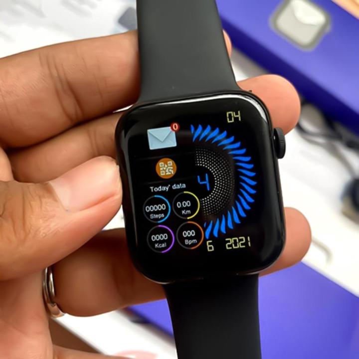 Original HT22 Smartwatch With Apple Logo Series With Custom