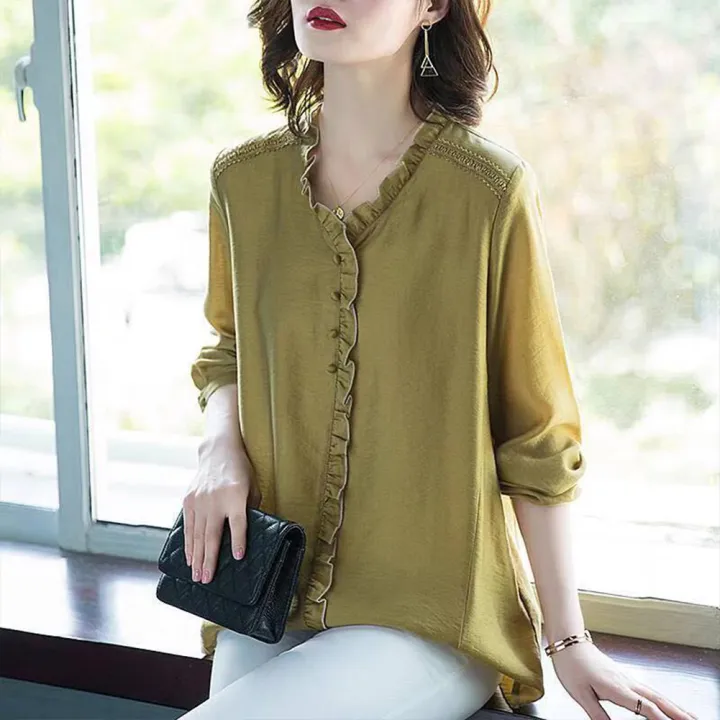 Women%20Shirt%20Comfortable%20Linen%20Cotton%20Solid%20Color%20Pleated%20Lace%20Stylish%20V-neck%20Long-sleeved%20Simple%20Loose%20Pullover%20Bottoming%20Shirt%20-%20Image%203