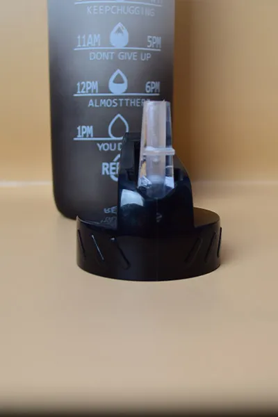 Gradient%201%20Liter%20Sports%20Water%20Bottles%20Motivational%20Water%20Bottle%20with%20Time%20Marker%20Leak-proof%20BPA%20Free%20Drinking%20Water%20Bottle%20Fitness.%20(price%20for%201%20piece)%20-%20Image%207