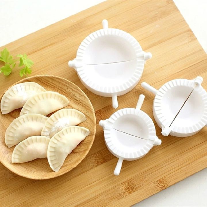 Pack%20of%203%20-%20Samosa%20Maker%20Shaper%20Different%20Sizes%20Dumpling%20Press%20Mold%20-%20Image%203