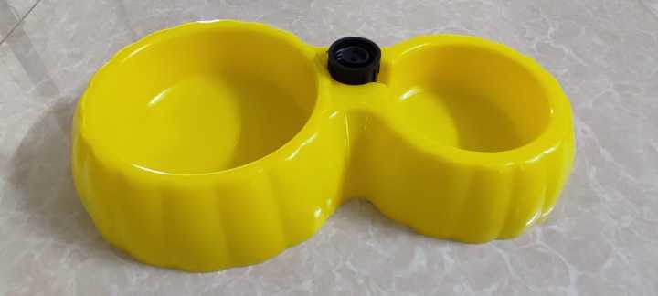 Cat%20bowl%20with%20dispenser%20for%20cats%20bottle%20not%20included%20-%20Image%203