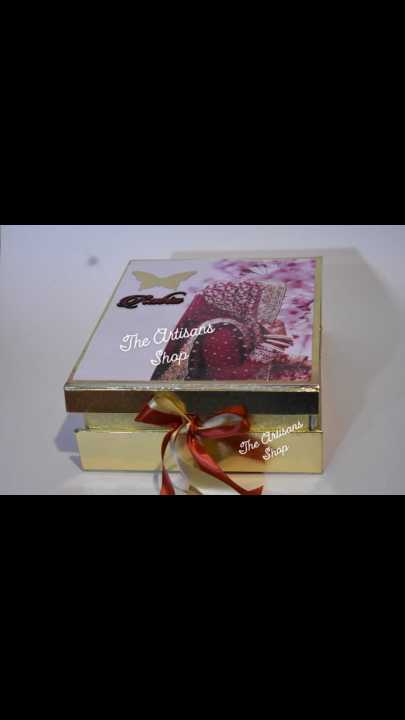 bridal%20dress%20box/%20dress%20box/%20packing%20box/%20gift%20box/%20wedding%20gift%20box/customise%20wedding%20bridal%20box/%20size-%2015x13x5%20inch%20-%20Image%204