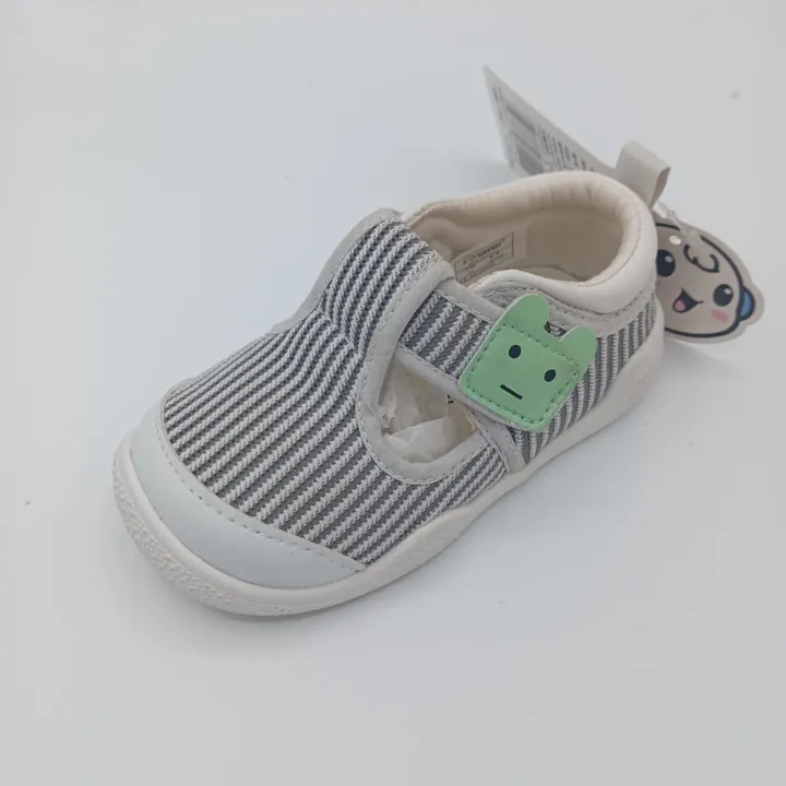 Baby%20Breathable%20Mesh%20Shoes%20%E2%80%93%20Soft%20Anti-Slip%20Summer%20Sandals%20for%20Infants%20&%20Toddlers%20-%20Image%204