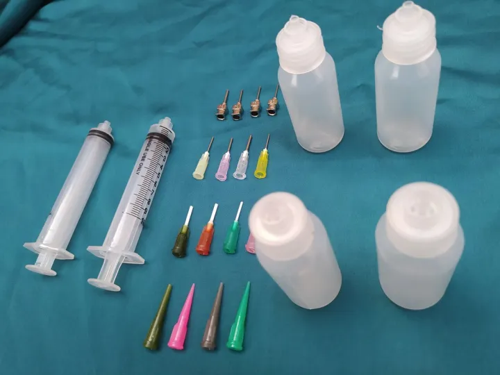 Henna%20Mehndi%20Applicator%20Kit%20with%2002%20Injection%2004%20Squeeze%20Luer%20Lock%20Bottles%20&%2016%20Nozzles%20for%20Creating%20Amazing%20Designs%20Multipurpose%20Paint%20Glue%20Solder%20Mask%20Resin%20Epoxy%20Works%20Injection%20Mehndi%20-%20Image%206