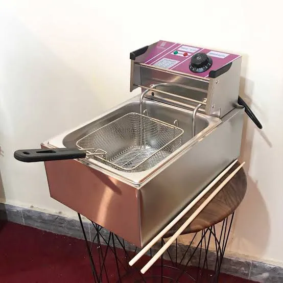 Professional%206L%20Electric%20Multifunction%20Deep%20fryer%20-%20Image%204