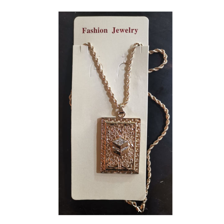 Golden%20Kaba%20Shareef%20Locket%20Hanging%20Car%20Mirror%20-%20Islamic%20Dashboard%20Decoration%20%7C%20Religious%20Gift%20%7C%20Daraz%20Pakistan%20-%20Image%203