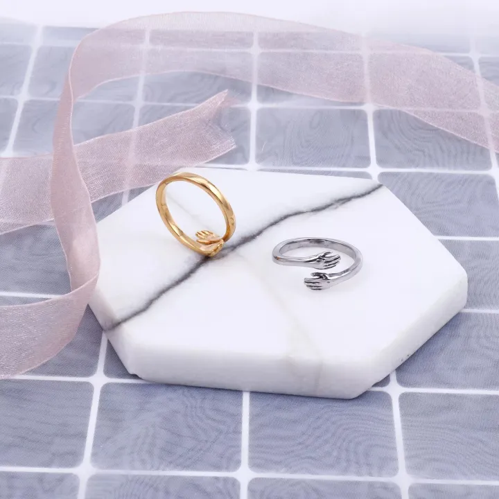 Hug%20Ring%20For%20Girls%20%7C%20Adjustable%20Love%20Couple%20Rings%20%7C%20Pack%20Of%20Two%20Rings%20Gold%20&%20Silver%20-%20Image%204