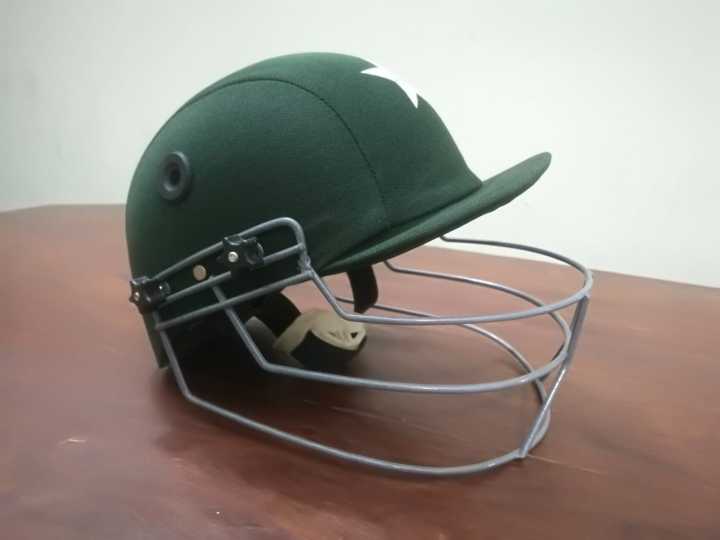Cricket%20Helmet%20for%20Kids%20(8%20to%2013%20years%20old)%20-%20Image%203