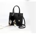 ladies handbags in Pakistan/ cheap online women bags/ trendy handbags/ stylish tote bags/ shoulder handbag. 