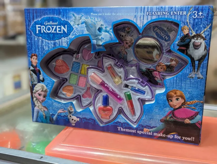 Best%20Frozen%20Makeup%20kit%20For%20Princess%20Girls%20%7C%20Disney%20Frozen%20Make%20Up%20Set%20%7C%20Beauty%20Kit%20For%20Girls%20%7C%20Beautiful%20makeup%20kit%20for%20Kids%20-%20Image%206